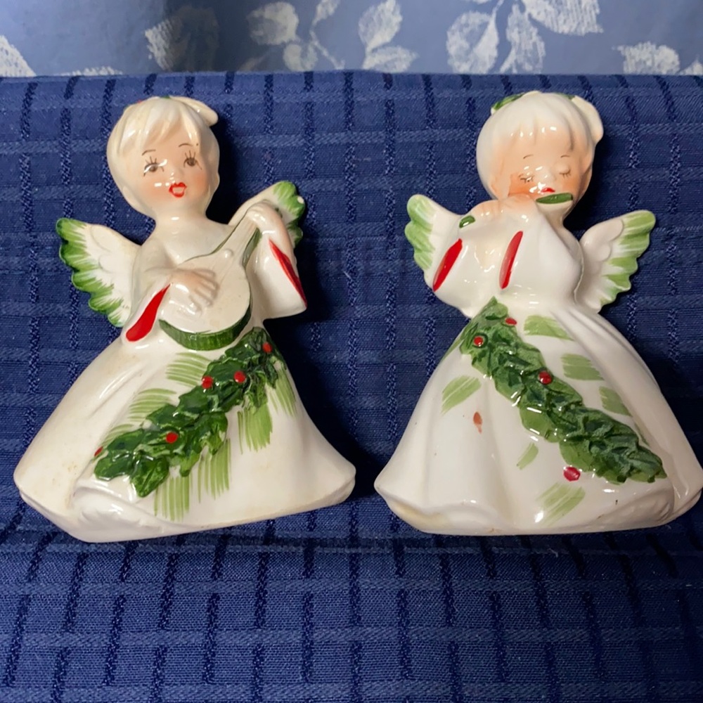 2 LEFTON ANGELS